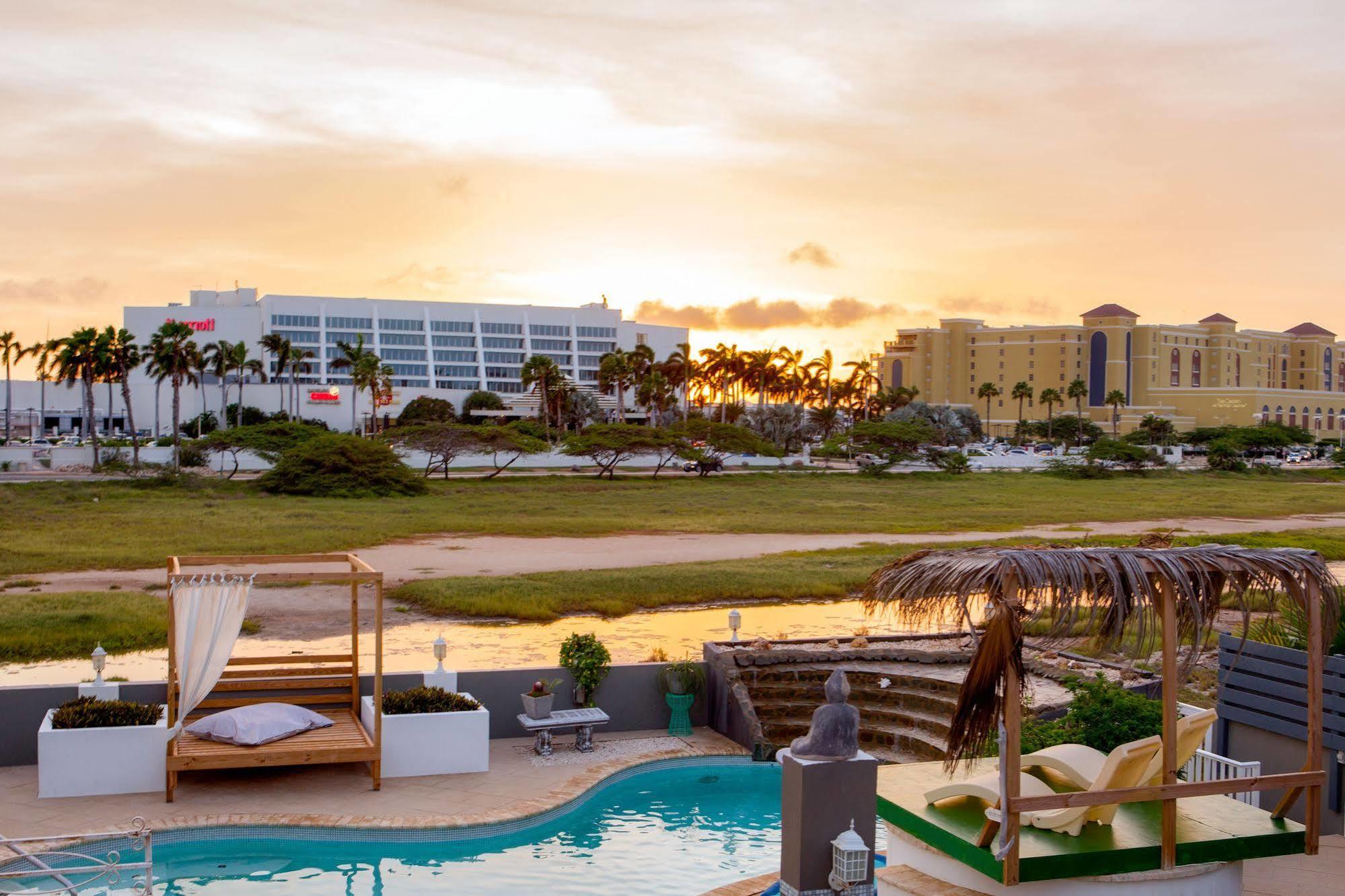 Modern Hotel Aruba Ноорд Экстерьер фото
